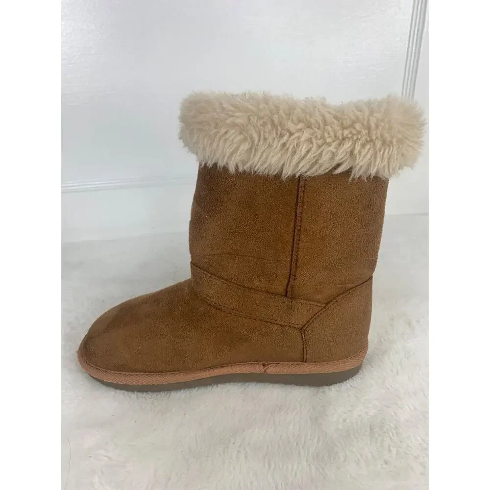 Place Brown Suede Girls Boots With Faux Fur Lining & Buckle Size 2